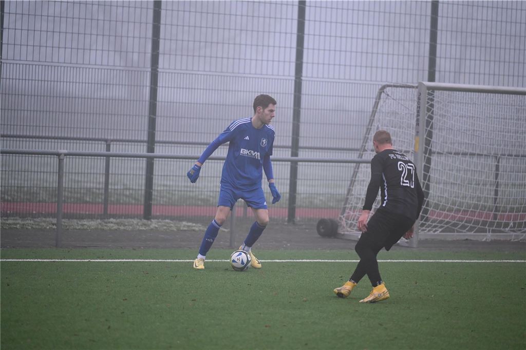 BSV Heeren - FC Hellweg Lütgendortmund 11:4.