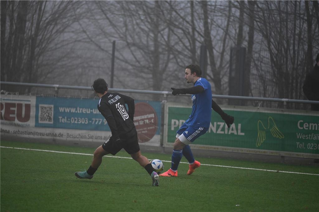 BSV Heeren - FC Hellweg Lütgendortmund 11:4.