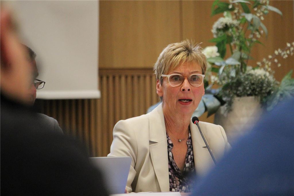 Rauchverbot: Händler drohte mit Boykott des Wochenmarktes Bürgermeisterin Ulrike Drossel