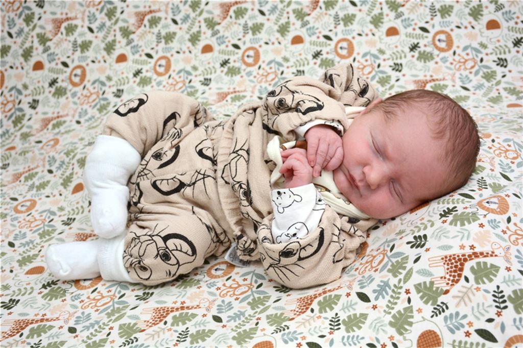 Cieran Etienne ist am 20. September zur Welt gekommen. Seine Mama Svenja ist überglücklich.