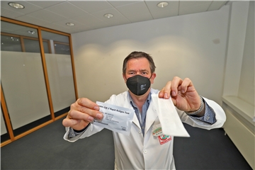Das Corona-Schnelltest-Zentrum der Ring-Apotheke in den Räumlichkeiten der ehemaligen Deutschen Bank soll zu Ende September schließen, berichtet Apotheker Dr. Matthias Coen.