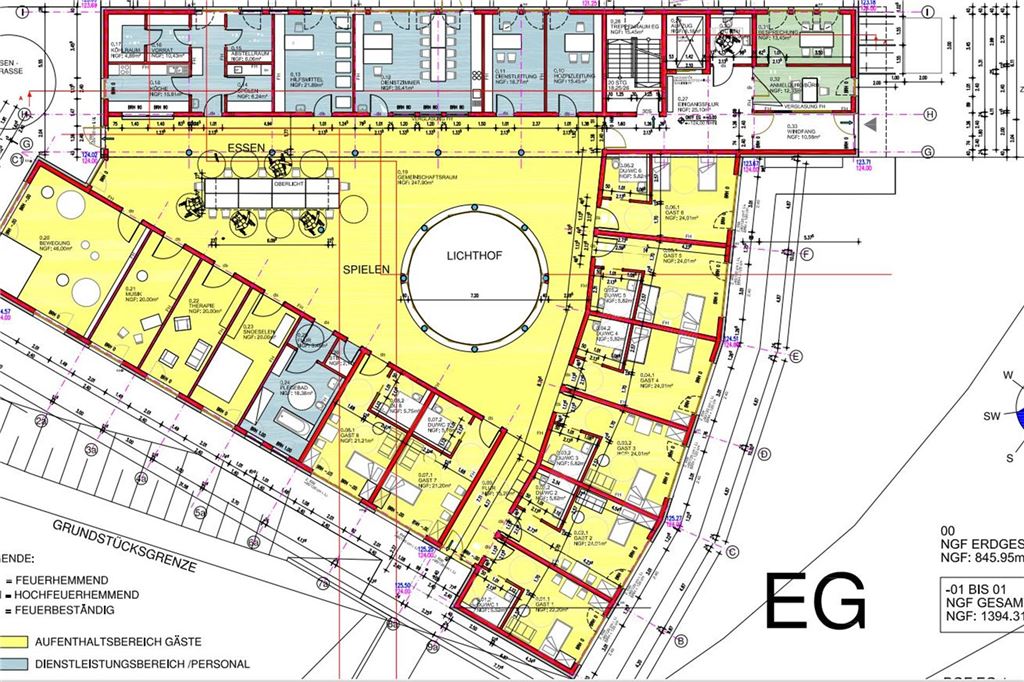 Kinderhospiz wird gebaut: Bald Baustart nach jahrelanger Planung Das sind die detaillierten Architektenpläne für das Erdgeschoss. Hier sind zu den sechs Zimmern für Kinder am rechten Bildrand im Kinderbereich (gelb) noch zwei weitere Kinderzimmer hinzugekommen. Der Lichthof lässt viel Tageslicht in die Räume.