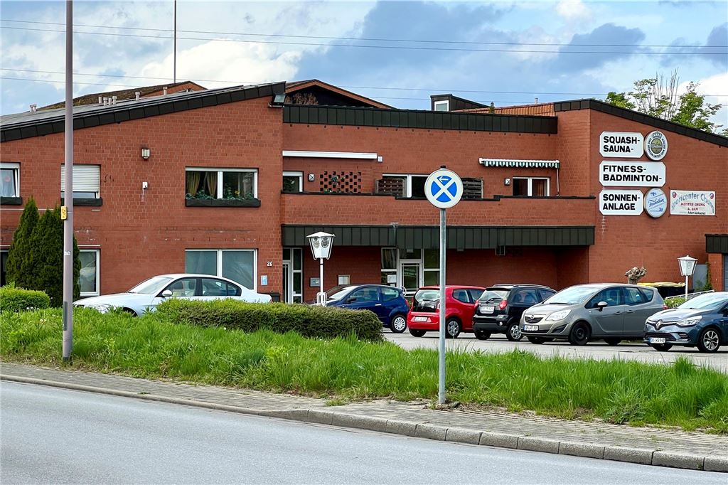 Sportcenter Lenz plant den Verkauf der Tennishalle Das Sportcentrum Lenz befindet sich an der Hans-Böckler-Straße in Unna.