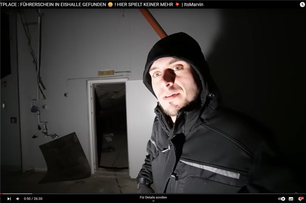 YouTuber filmen sich in Eishalle und kassieren Anzeige YouTube