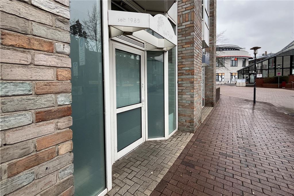 Das Weingeschäft im Rathaus-Komplex an der Bahnhofstraße ist geschlossen.