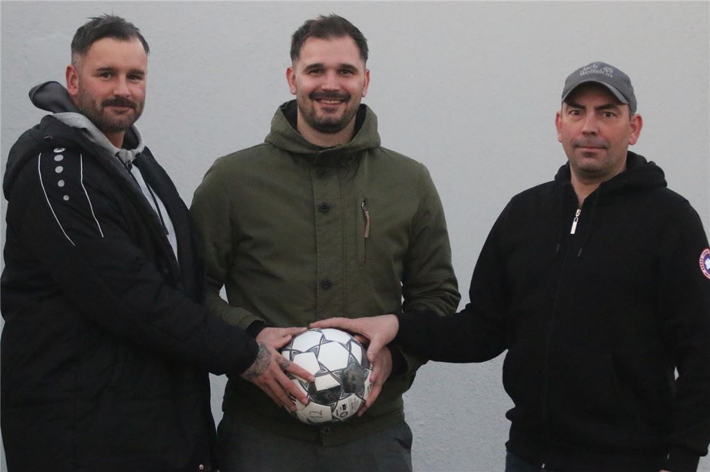 Frühstart von Trainer Pascal Harder beim Werner SC Pascal und René Harder mit André Kracker beim Werner SC.