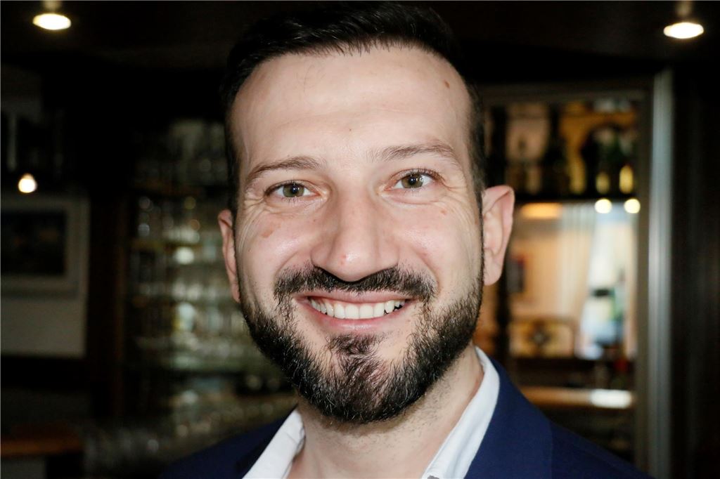 Größeres Angebot ab Februar: „Bürgerhaus“ bietet Mittagstisch an Gastronom Oliver Volarevic leitet das "Bürgerhaus".