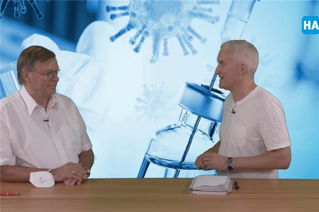 Dr. Thomas Huth zur Corona-Lage: „Lasst euch boostern, wenn es nötig ist“ Der Allgemeinmediziner Dr. Thomas Huth (l.) ist Geschäftsführer von Mein Gesundheitsnetz Unna. Im Interview mit HA-Redakteur Marcus Land gab der praktizierende Hausarzt seine Einschätzungen zum Umgang mit dem Coronavirus im Jahr 2023.