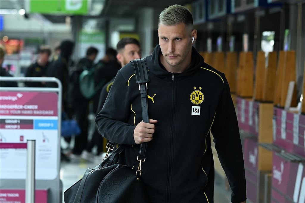 Der BVB auf dem Weg nach Mannheim.
