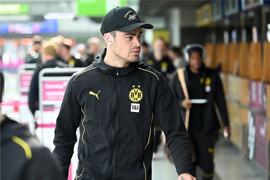 Der BVB auf dem Weg nach Mannheim.