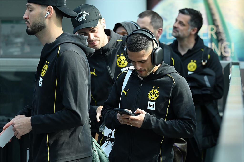 Der BVB auf dem Weg nach Mannheim.
