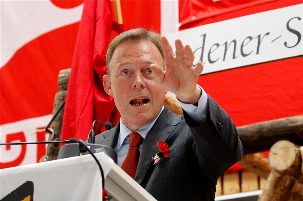 Der damalige SPD-Fraktionsvorsitzende im Bundestag Thomas Oppermann in der Römerbergsporthalle.