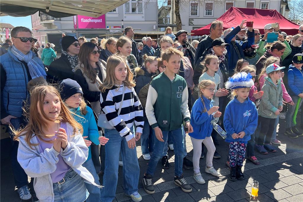Frühlingsmarkt 2025 an der Bühne am Markt.