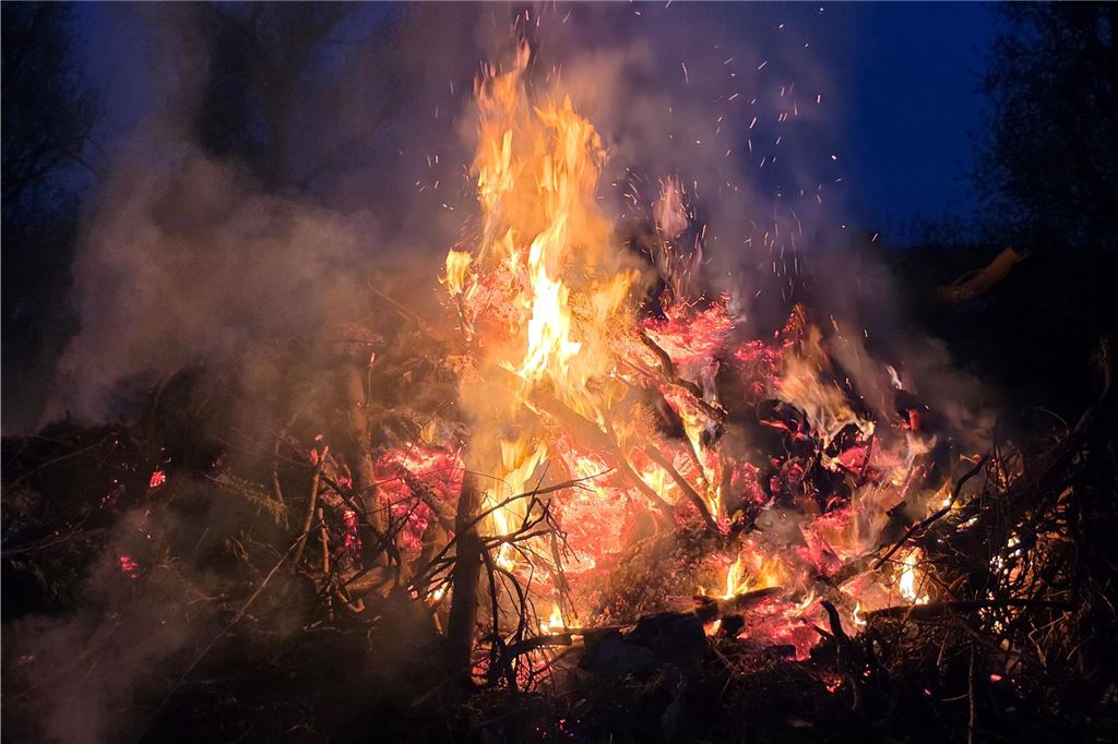 Osterfeuer SV Langschede 2025
