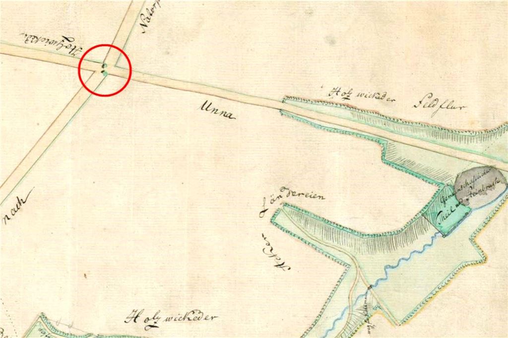 Historische Karte gewährt einen Blick auf den ursprünglichen Hilgenbaum Der vergrößerte Ausschnitt zeigt neben dem rot eingekreisten Hilgenbaum auch einen Steinbruch, der sich 1822 da befindet, wo heute das Freibad Schöne Flöte liegt.