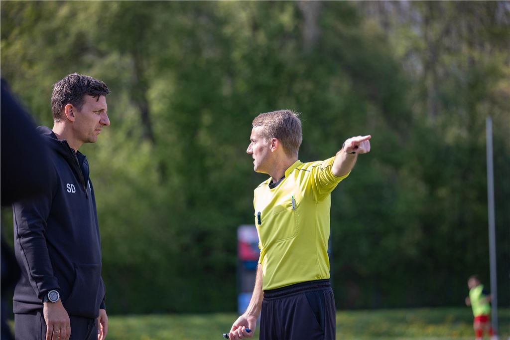 Der VfL Kamen gab sich gegen den SVF Herringen keine Blöße. Hier gibt es die besten Bilder.