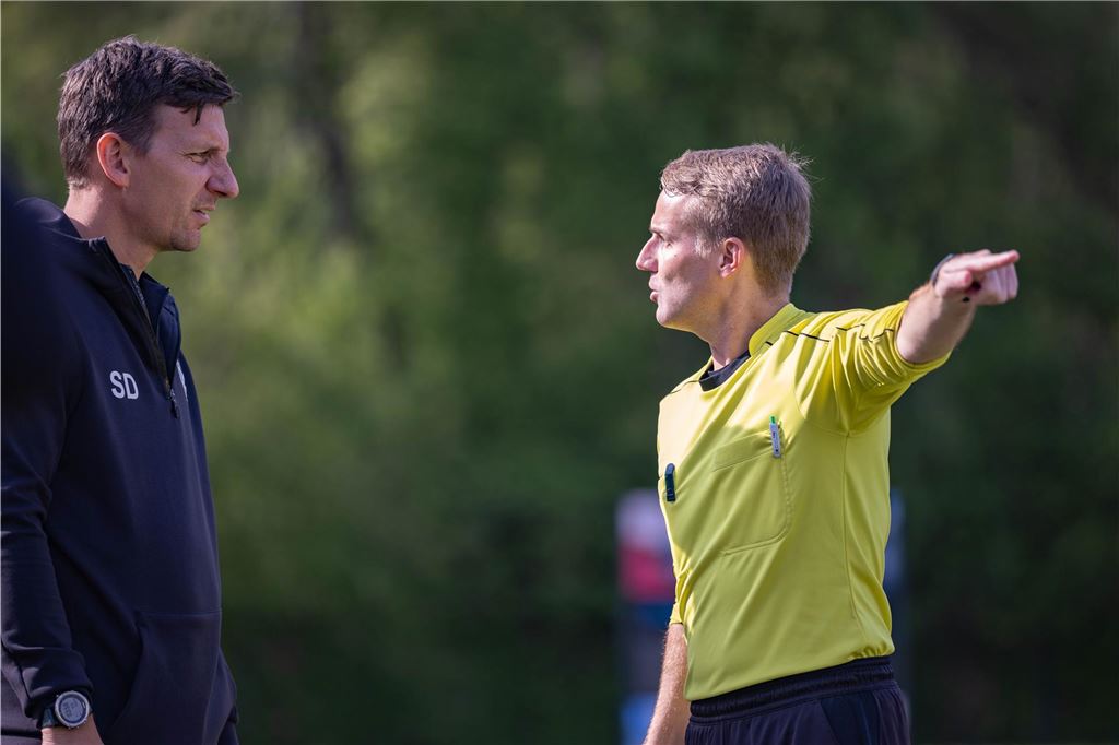 Der VfL Kamen gab sich gegen den SVF Herringen keine Blöße. Hier gibt es die besten Bilder.