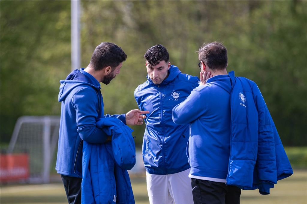 Der VfL Kamen gab sich gegen den SVF Herringen keine Blöße. Hier gibt es die besten Bilder.