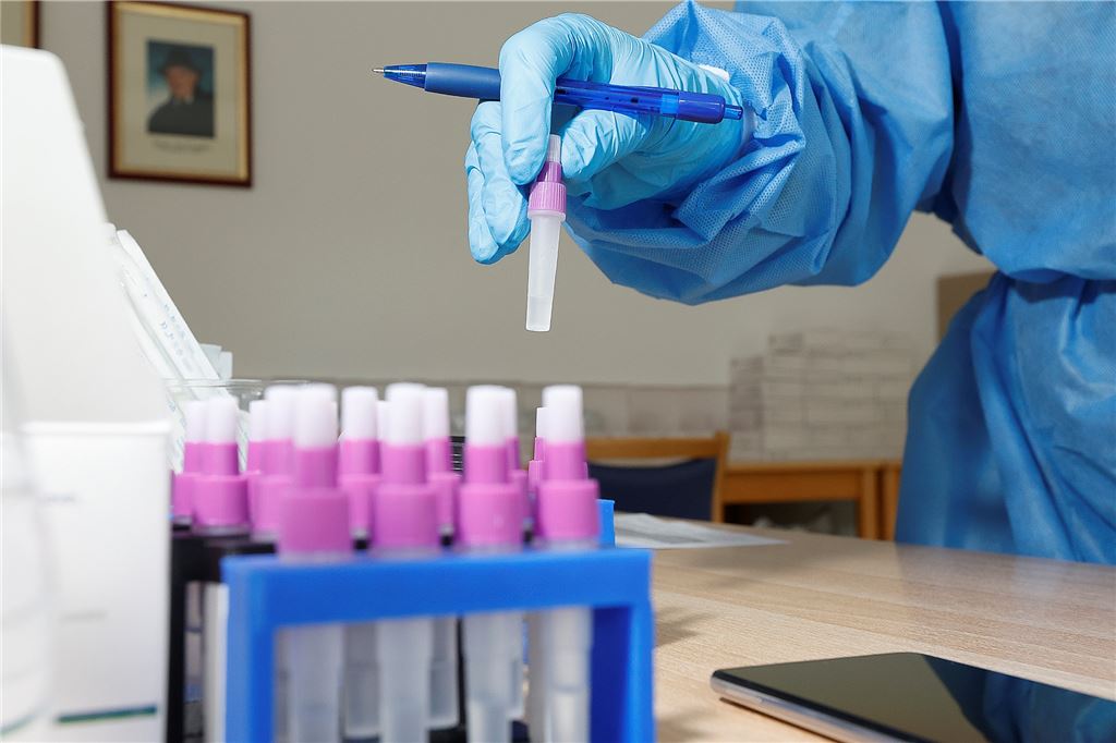 Es gibt weiter Corona-Tests in Bergkamen – aber nicht mehr überall Die Bergkamener Testzentren verzeichnen zurzeit wieder mehr positive Tests.
