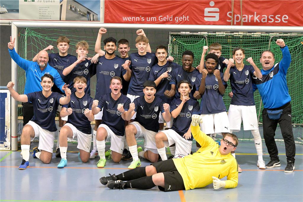 Die besten Bilder von der B-Jugend-Hallenstadtmeisterschaft.