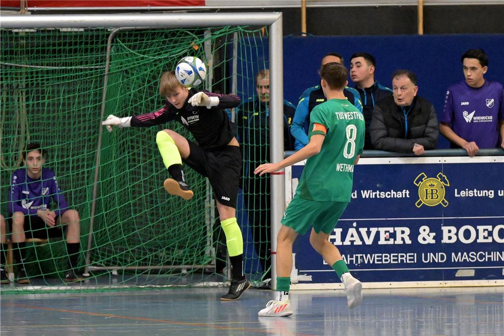 Die besten Bilder von der B-Jugend-Hallenstadtmeisterschaft.
