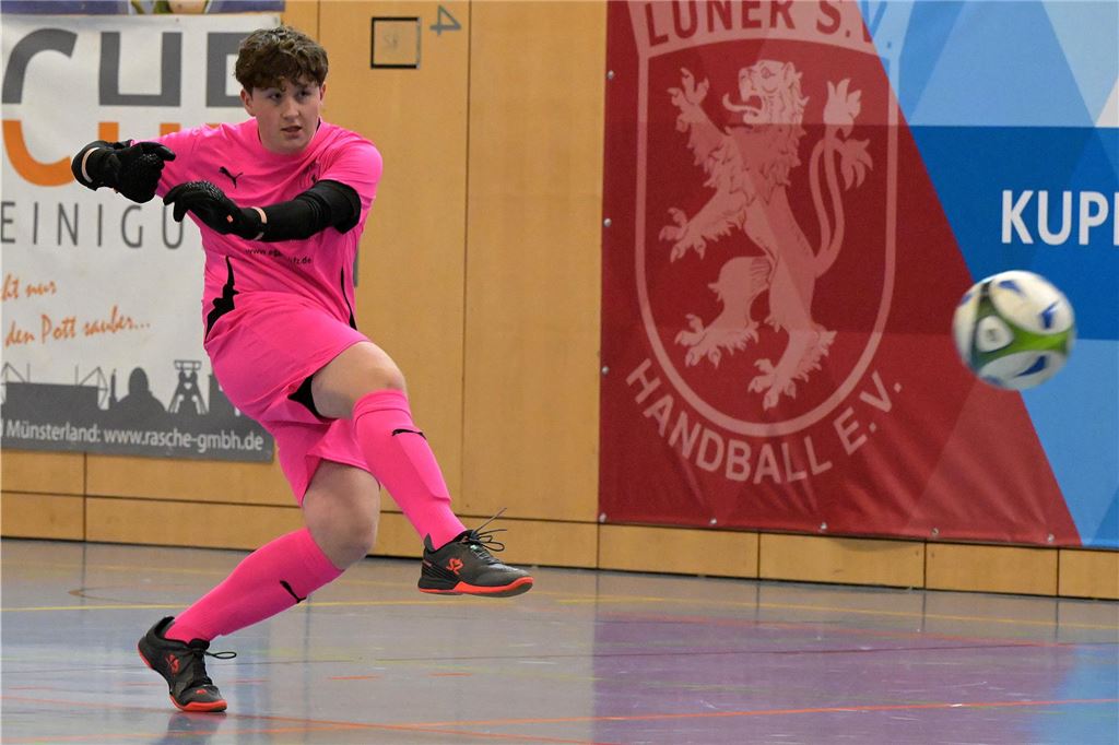 Die besten Bilder von der B-Jugend-Hallenstadtmeisterschaft.