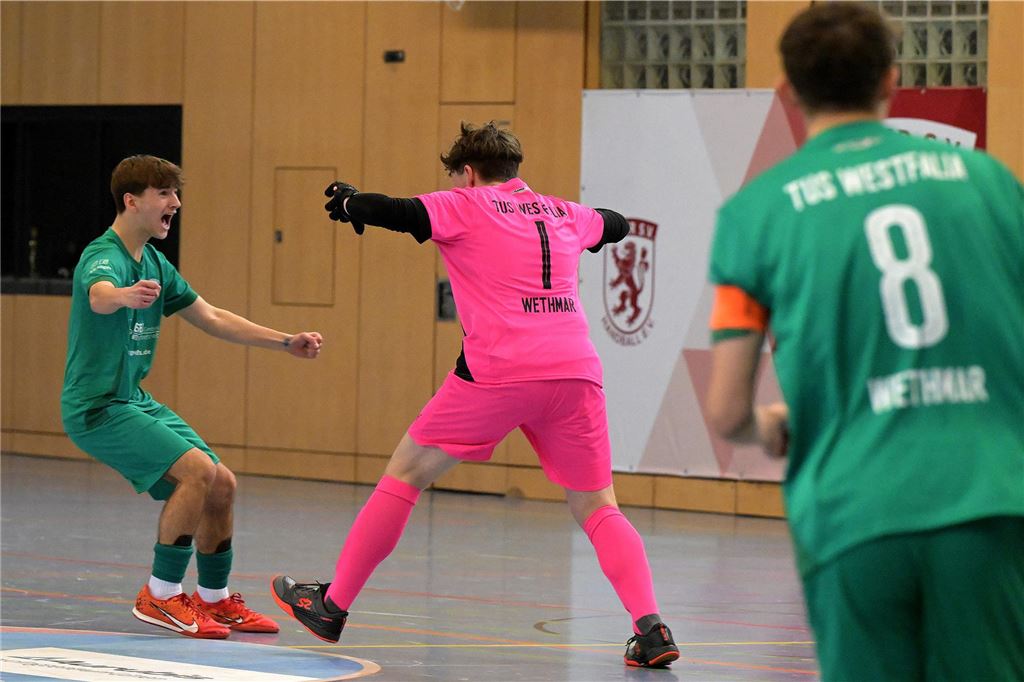 Die besten Bilder von der B-Jugend-Hallenstadtmeisterschaft.