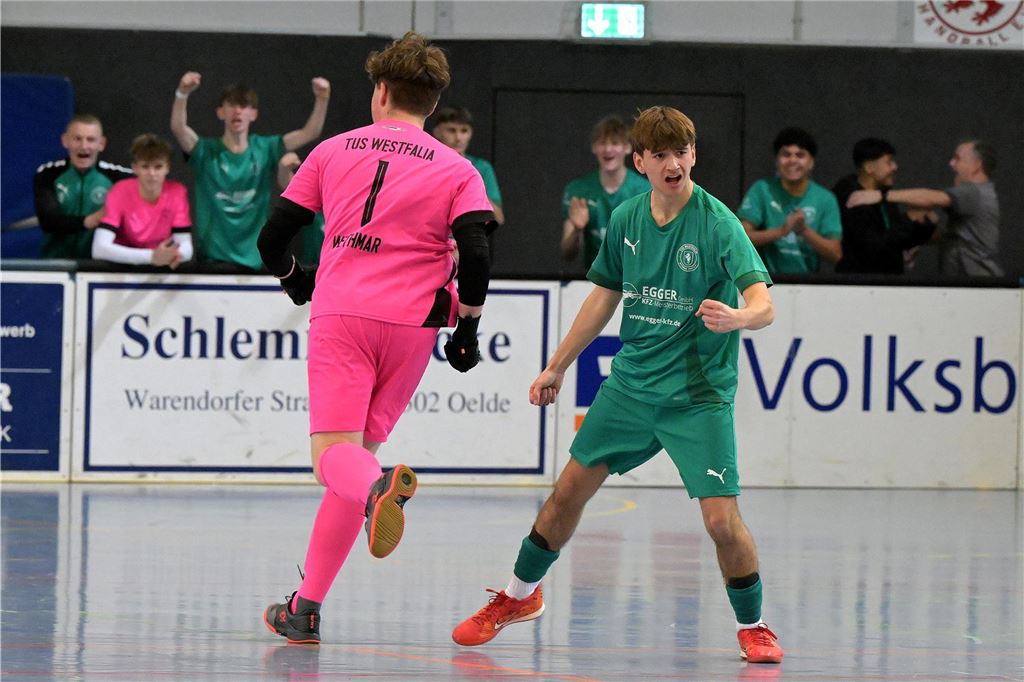 Die besten Bilder von der B-Jugend-Hallenstadtmeisterschaft.
