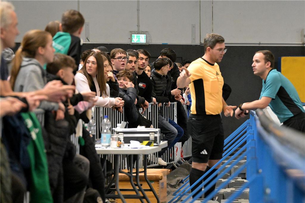 Die besten Bilder von der B-Jugend-Hallenstadtmeisterschaft.