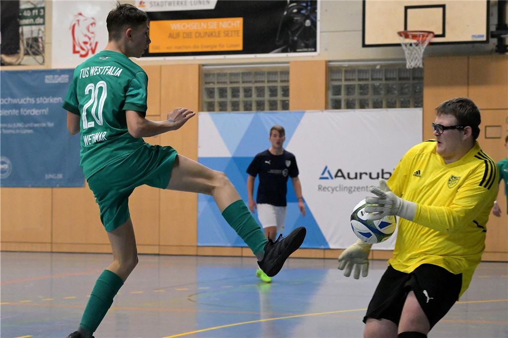 Die besten Bilder von der B-Jugend-Hallenstadtmeisterschaft.