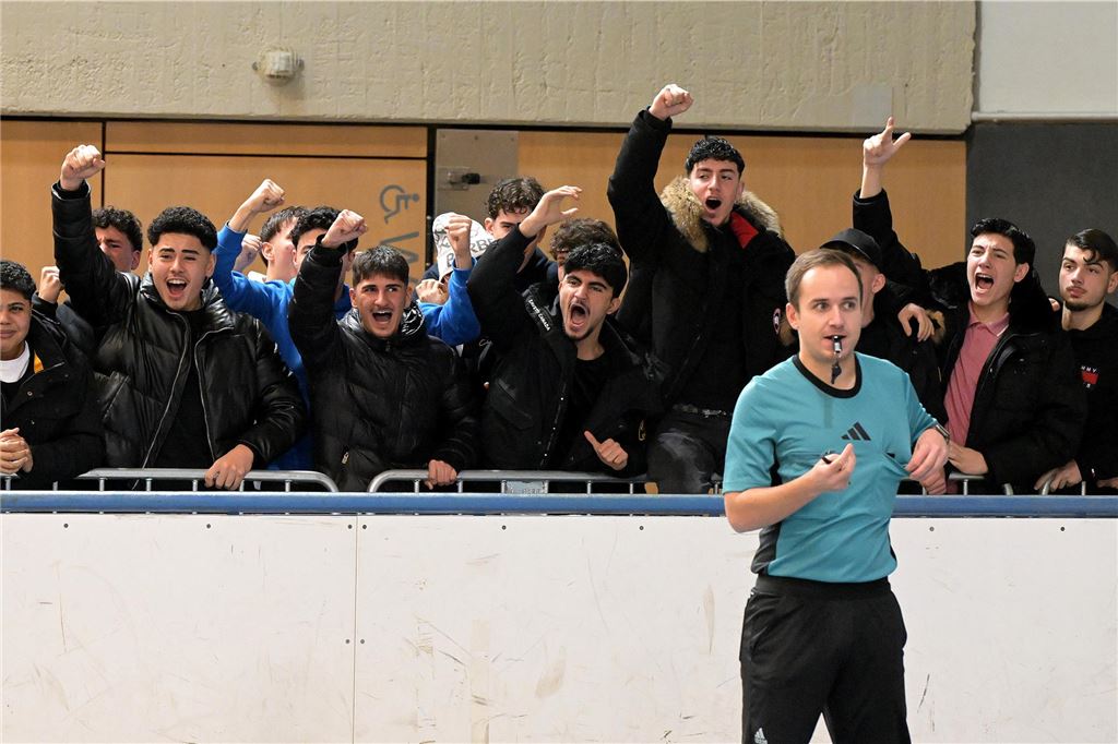 Die besten Bilder von der B-Jugend-Hallenstadtmeisterschaft.