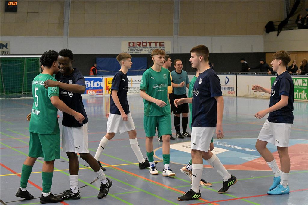 Die besten Bilder von der B-Jugend-Hallenstadtmeisterschaft.