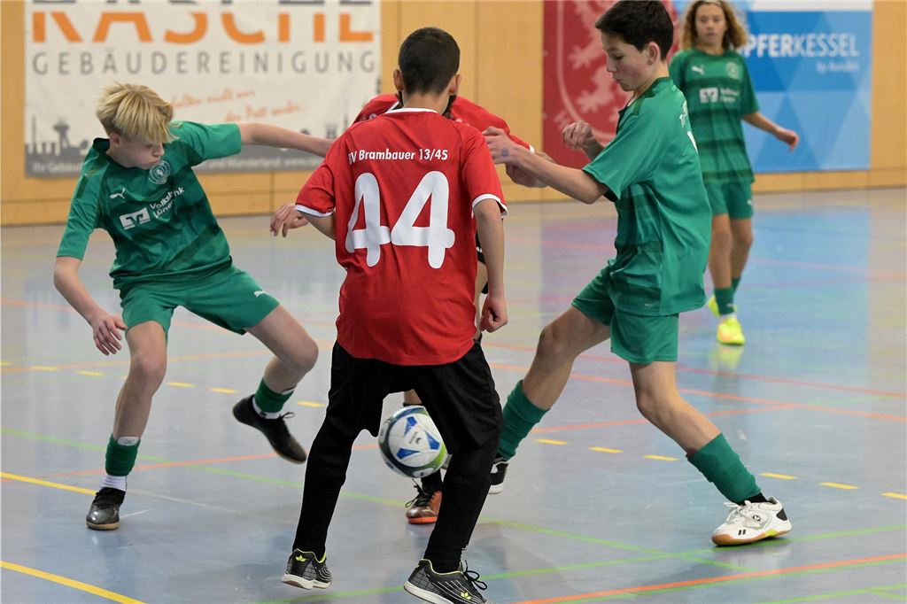Die besten Bilder von der C-Jugend-Hallenstadtmeisterschaft.
