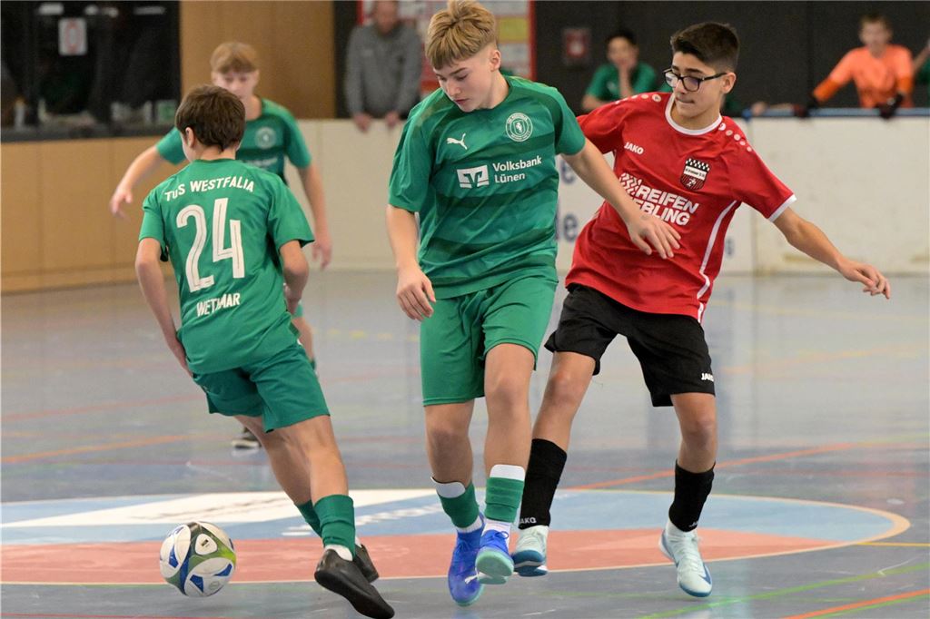 Die besten Bilder von der C-Jugend-Hallenstadtmeisterschaft.