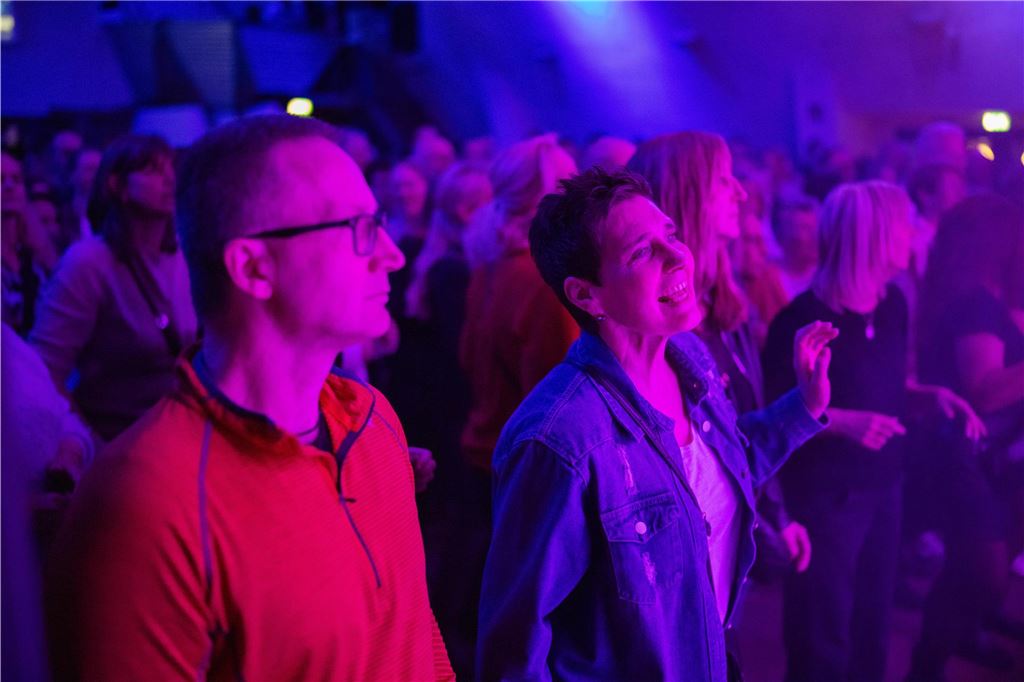 Die besten Disco-Hits live auf der Bühne: Seit 20 Jahren sorgen Groove Jet inzwischen für super Stimmung in Unna - Egal ob auf dem Stadtfest oder im Kühlschiff.