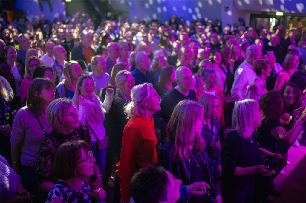 Die besten Disco-Hits live auf der Bühne: Seit 20 Jahren sorgen Groove Jet inzwischen für super Stimmung in Unna - Egal ob auf dem Stadtfest oder im Kühlschiff.