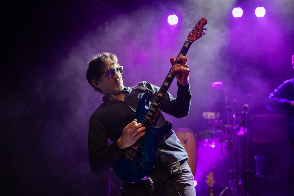 Die besten Disco-Hits live auf der Bühne: Seit 20 Jahren sorgen Groove Jet inzwischen für super Stimmung in Unna - Egal ob auf dem Stadtfest oder im Kühlschiff.