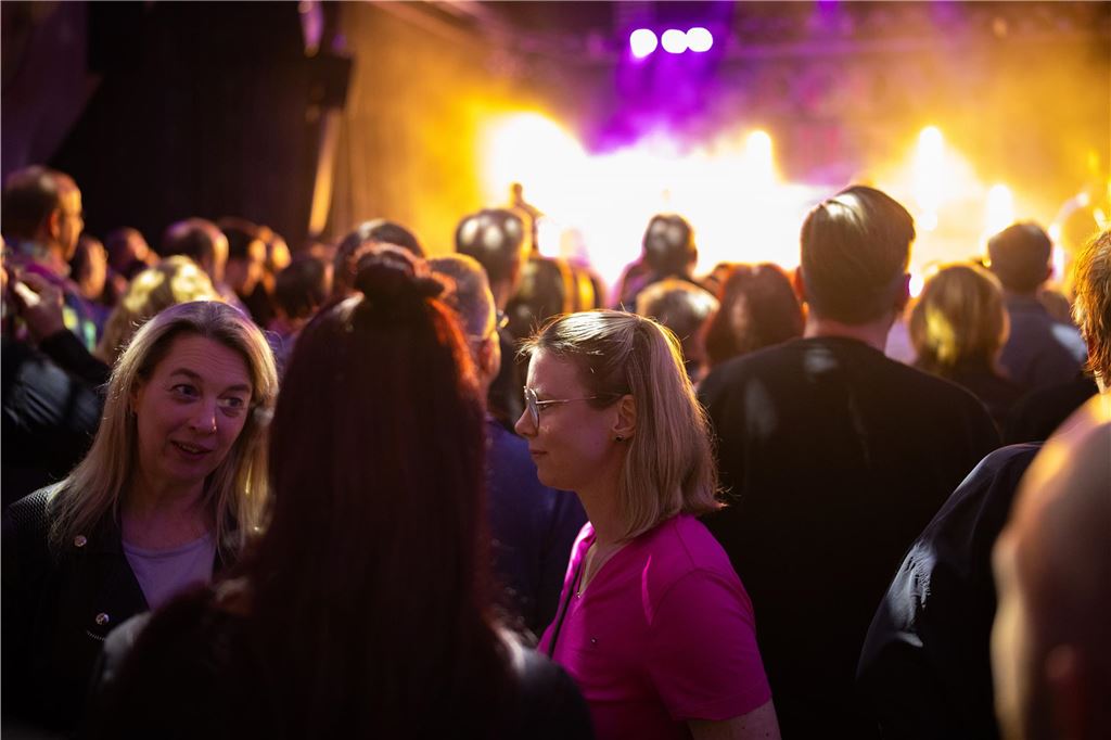 Die besten Disco-Hits live auf der Bühne: Seit 20 Jahren sorgen Groove Jet inzwischen für super Stimmung in Unna - Egal ob auf dem Stadtfest oder im Kühlschiff.
