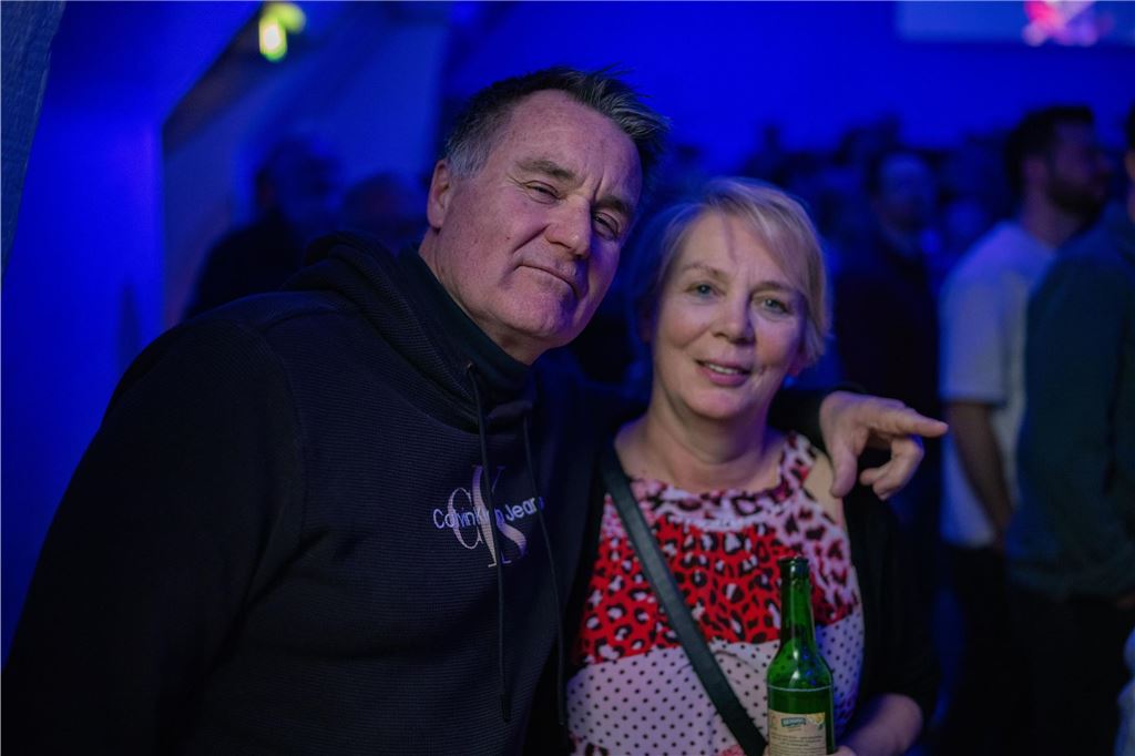 Die besten Disco-Hits live auf der Bühne: Seit 20 Jahren sorgen Groove Jet inzwischen für super Stimmung in Unna - Egal ob auf dem Stadtfest oder im Kühlschiff.