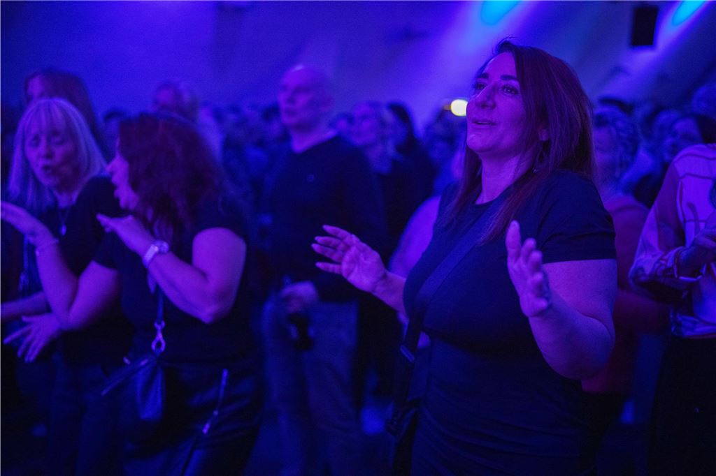 Die besten Disco-Hits live auf der Bühne: Seit 20 Jahren sorgen Groove Jet inzwischen für super Stimmung in Unna - Egal ob auf dem Stadtfest oder im Kühlschiff.