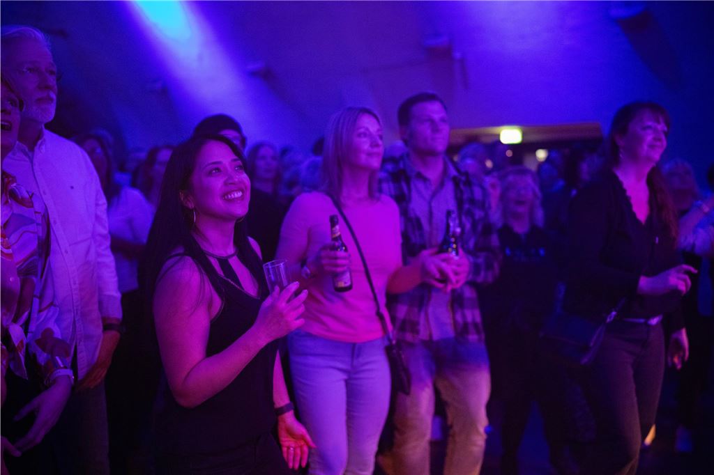 Die besten Disco-Hits live auf der Bühne: Seit 20 Jahren sorgen Groove Jet inzwischen für super Stimmung in Unna - Egal ob auf dem Stadtfest oder im Kühlschiff.