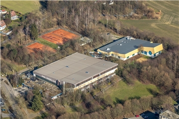 Die Eishalle Unna soll saniert und wieder eröffnet werden – ob das aus einer Hand passieren darf, so wie es der KJEC vorhat, lässt die Stadt gerade prüfen. Dafür zahlt sie einem externen Fachmann rund 10.000 Euro.