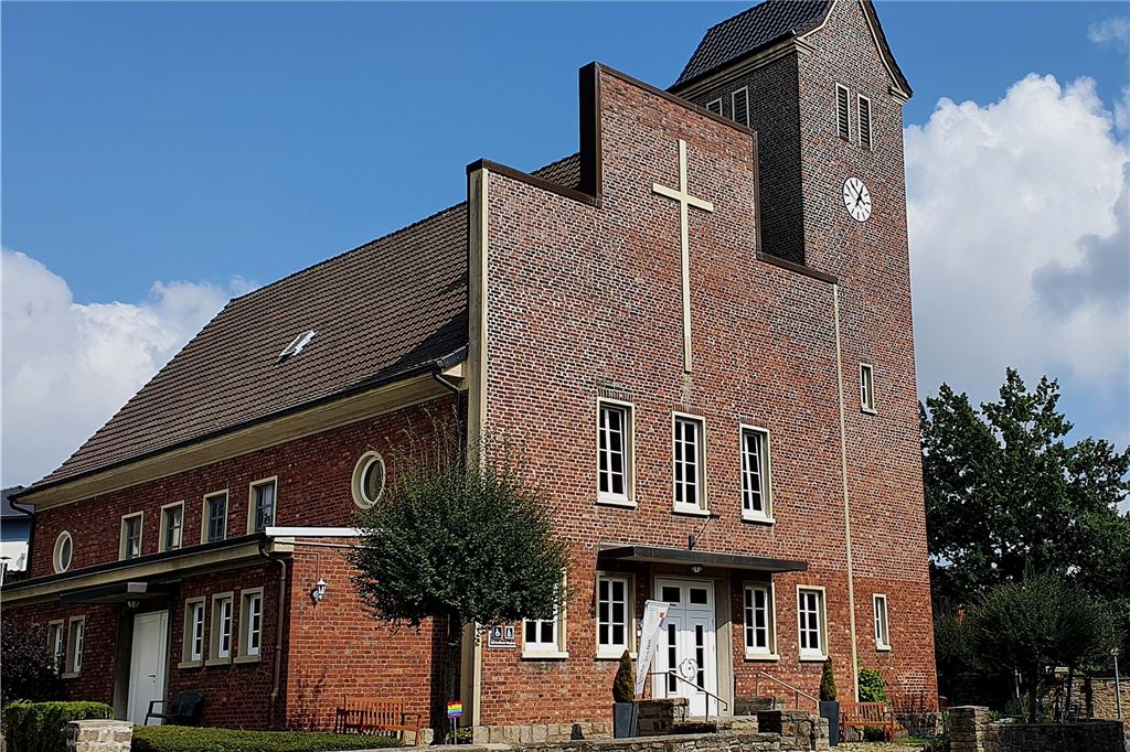 Billmerich: Grüner Ortsteil, in dem man auf ein Auto angewiesen ist Die evangelische Kirchengemeinde in Billmerich hält das Dorf mit vielen Angeboten zusammen.