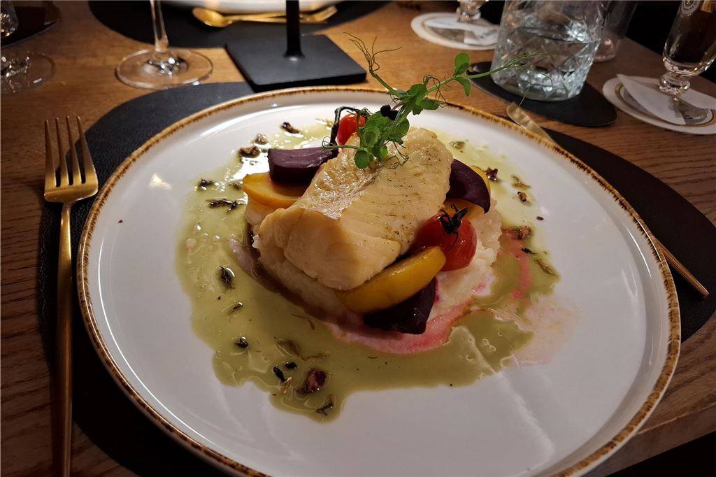 Schloßstuben im Check: Menükarussell fährt Geschmacksachterbahn Restaurant-Scheck Schloßstuben in Unna: