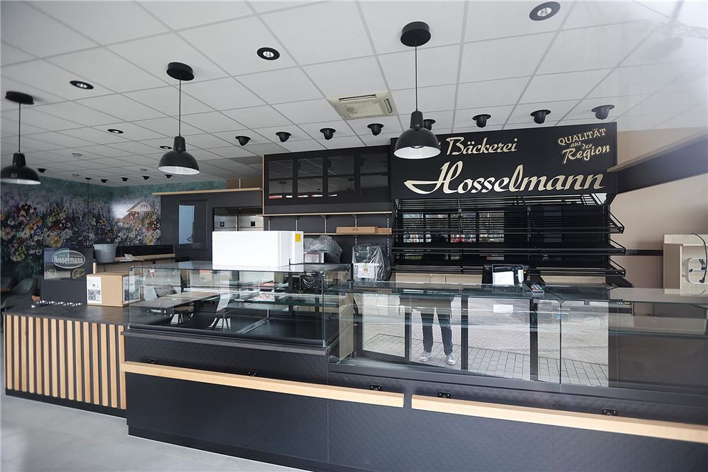 Öffnet Hosselmann vor Ostern? Endspurt für Bäckerei im Technopark Die Ladentheke der Bäckerei Hosselmann im Technopark Kamen.