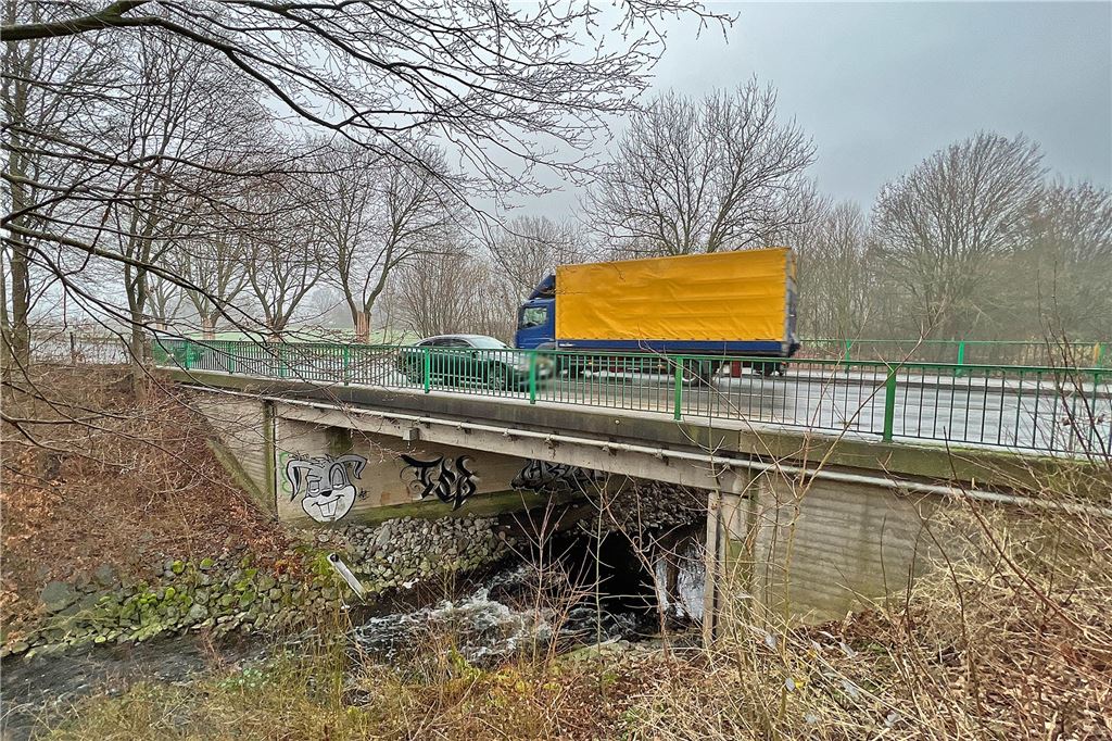Kreisverkehre, Südspange, Brückenabriss: Die großen Baustellen des Jahres Die Körnebrücke für die Wasserkurler Straße wird in diesem Jahr abgerissen und durch ein neues Bauwerk ersetzt.