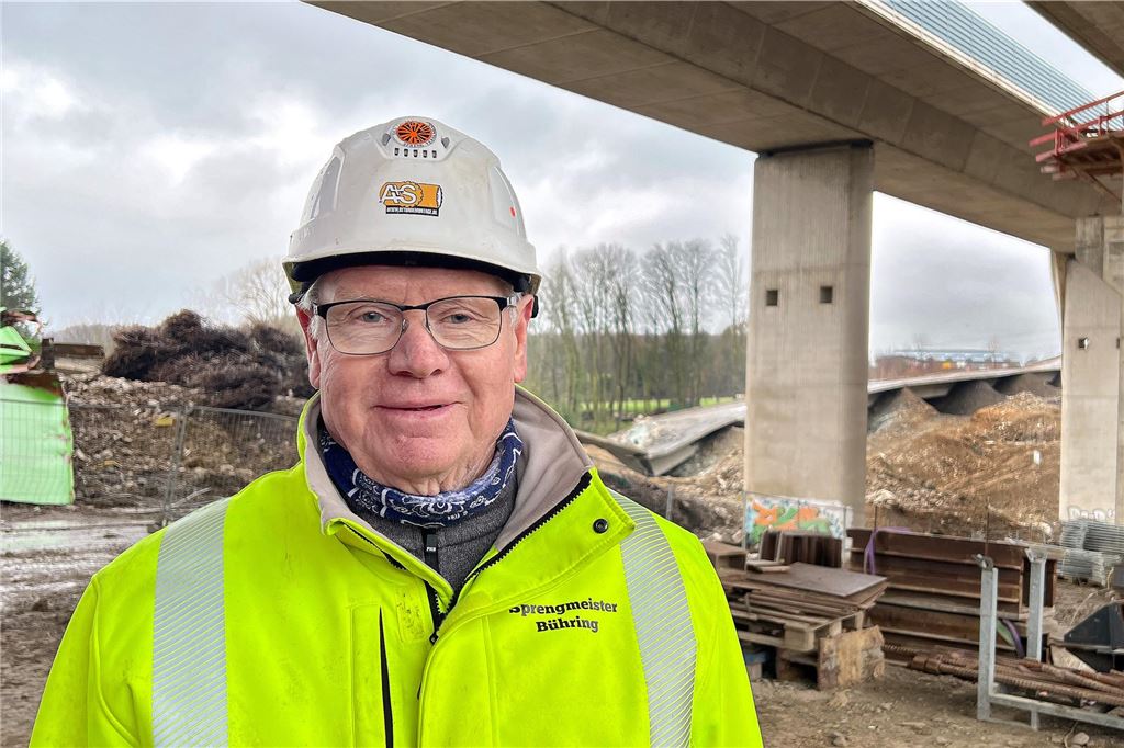 Die Lage im Liedbachtal nach der Brückensprengung: Karl-Heinz Bühring war für die Sprengung verantwortlich.