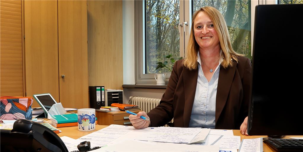 Schulstart mit Corona: Schulleiterin Mirja Beutel setzt auf Eigenverantwortung Die Leiterin des Städtischen Gymnasiums Bergkamen, Dr. Mirja Beutel. setzt beim Start ins neue Schuljahr in Sachen Corona. Und befindet sich dabei in Einklang mit den Vorgaben des Landes.