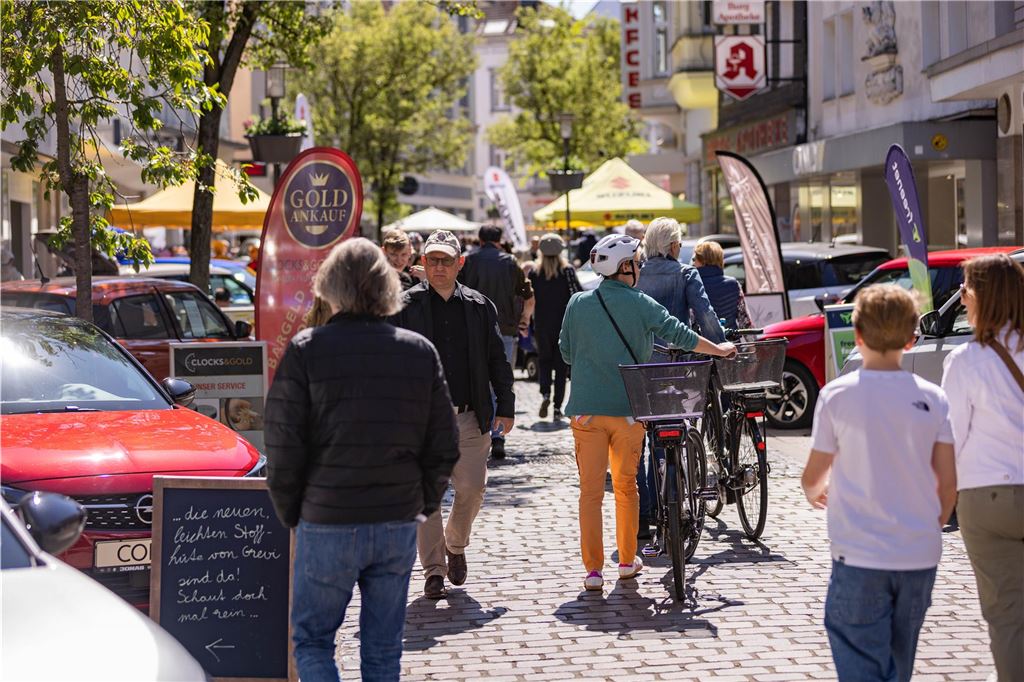 Bilder von der Mobilitätsschau am verkaufsoffenen Wochenende: Da ist für alle was dabei! Mobilitätsschau in Unna