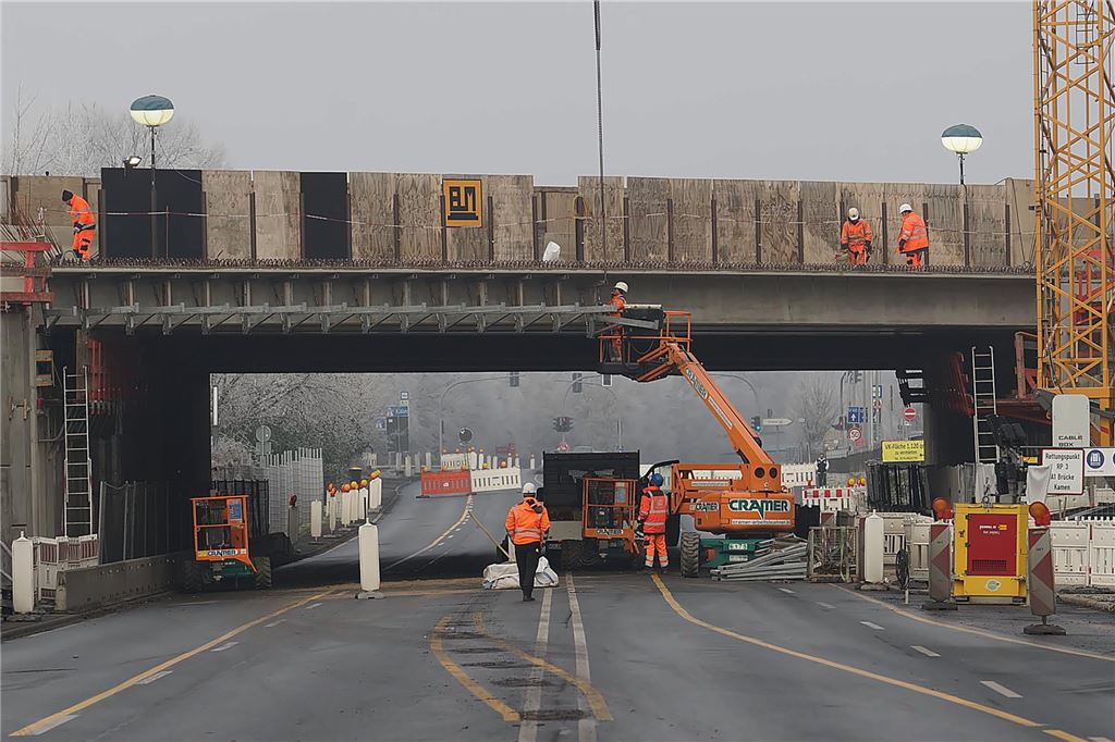 A1-Brücke in Kamen.